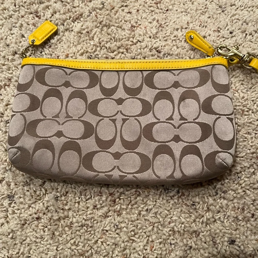 Coach wristlet! Great condition. - Picture 3 of 6